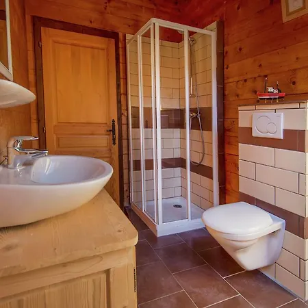 Chalet In Chatel Near Les Portes Du Soleil Chalé *